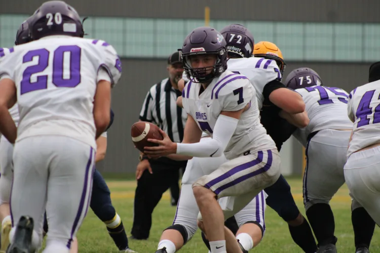 Miners defeat Braves in football action